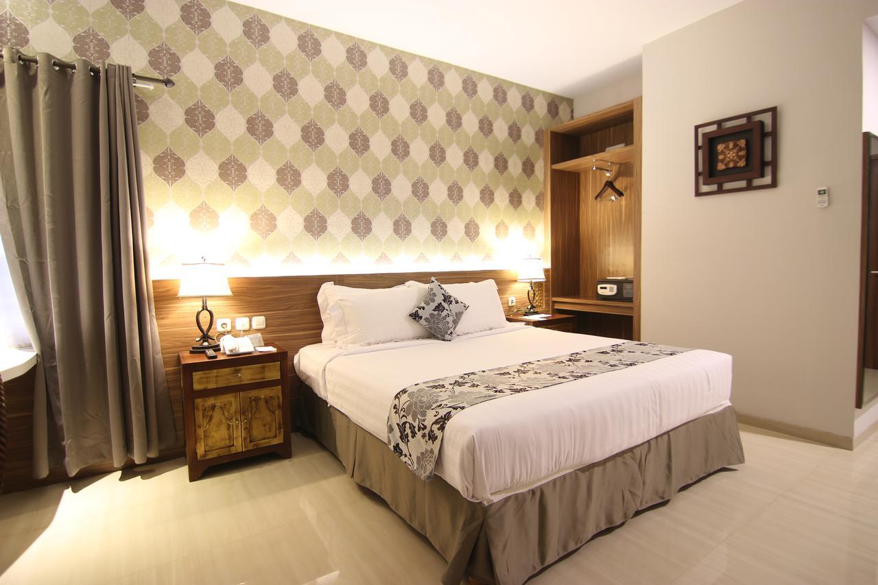 Grand Amira Hotel Solo, Azana Hotels Collection Eksteriør billede